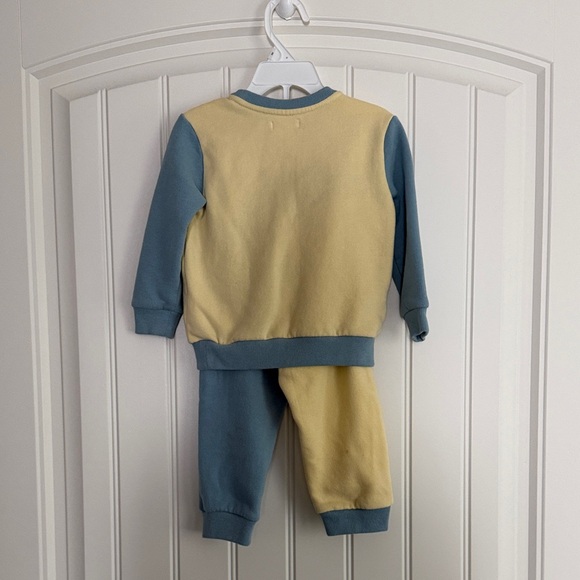Ralph Lauren - Toddler Two-Tone Sweatshirt, Jogger Set - Picture 7 of 11